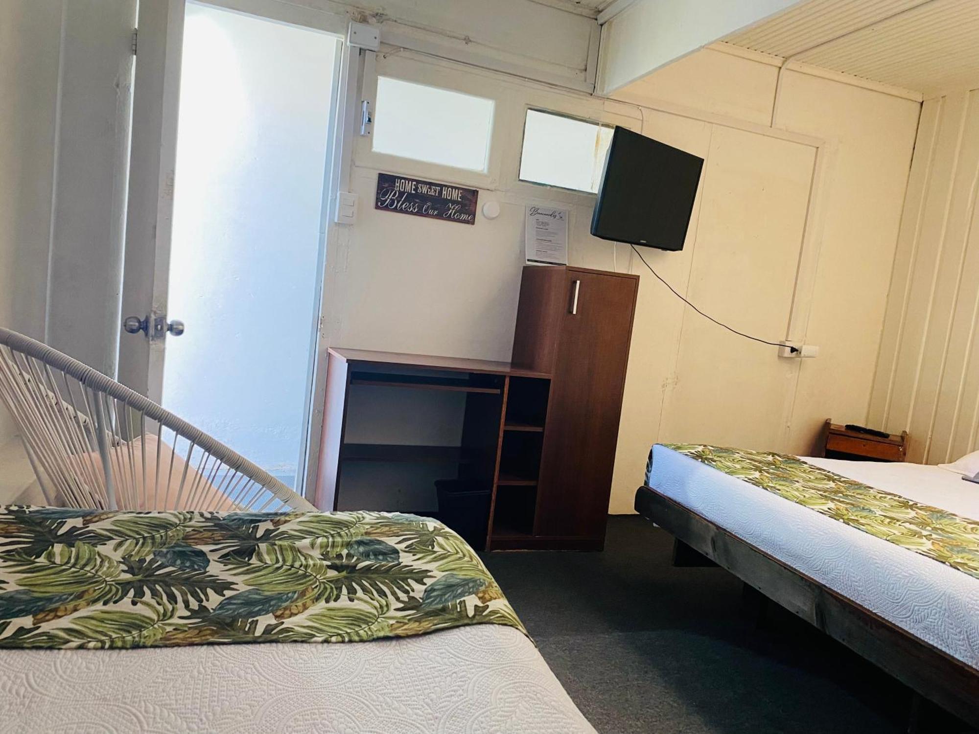 Hostal 3 Norte 산 안토니오 외부 사진